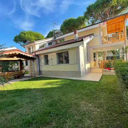 Seabreeze Lalez Bay Villa *
